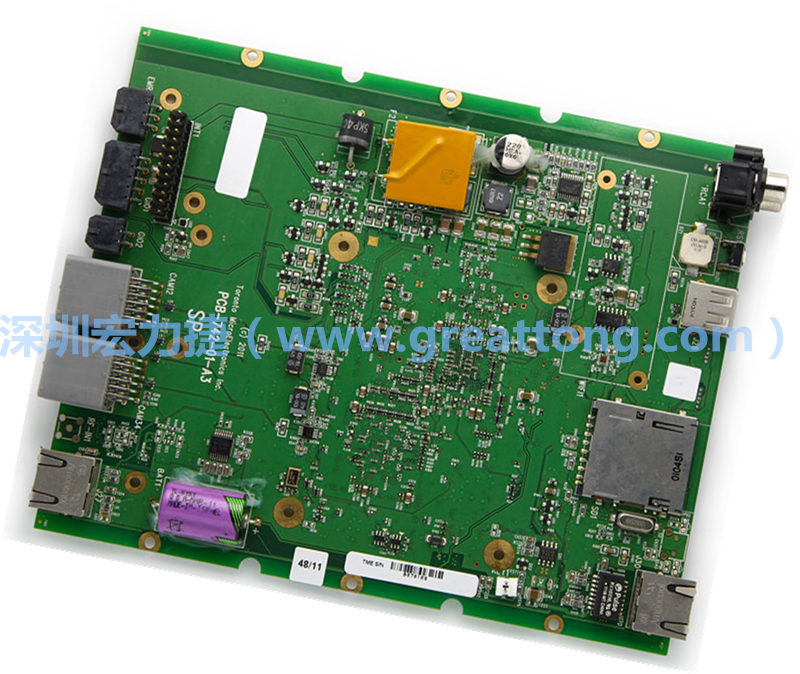 提出實驗數(shù)據(jù)佐證OSP表面處理的焊接強度比ENIG表面處理PCB來得強。但也證實OSP的焊錫強度會隨著時間老化而變差，所以，產(chǎn)品賣到市場上越久，其不良率應該會越高