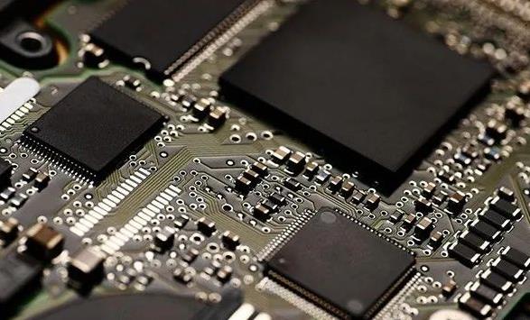 PCBA加工貼片元器件與插件元器件的區(qū)別在哪？